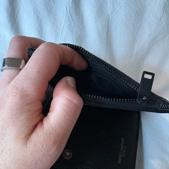 Saint Laurent Black Textured Wallet - Picture 6 of 7